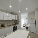 Ti Neves - Apartamento *
