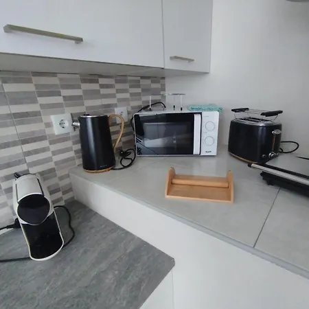 Ti Neves - * ペニシェ